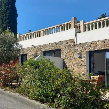 Des Cypres Борм-ле-Мимоза