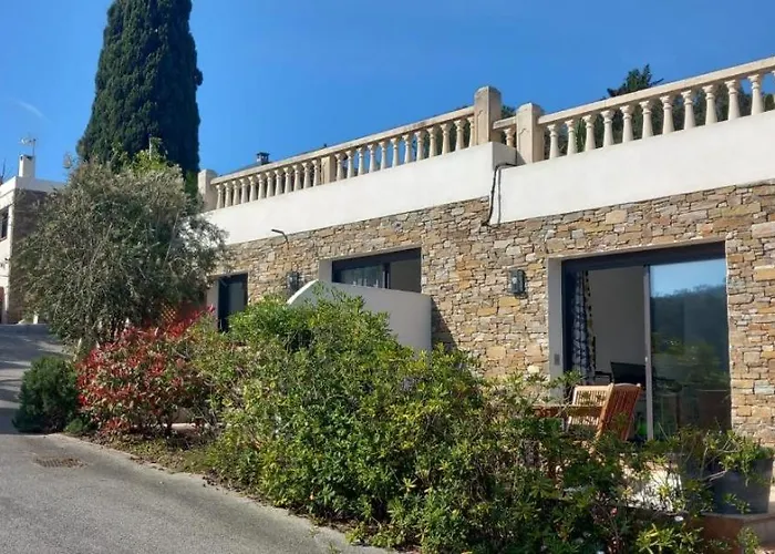 Des Cypres Борм-ле-Мимоза